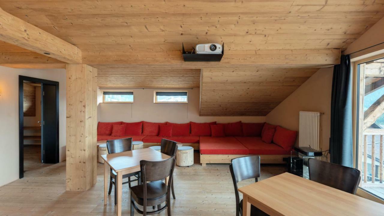 Alpen Select Lodge Kleinwalsertal Riezlern Exterior photo